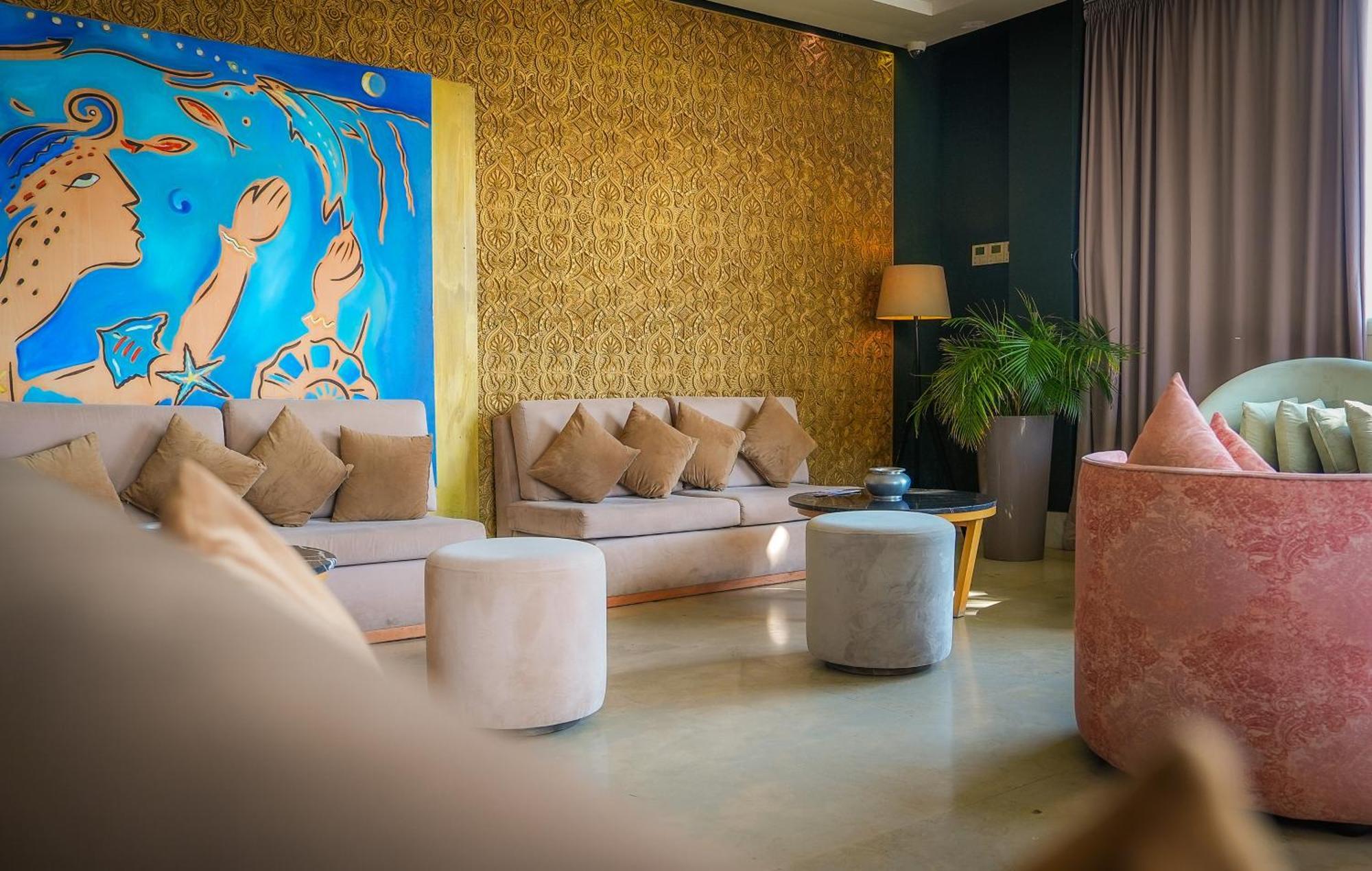 Mandarin Palace & Tangier